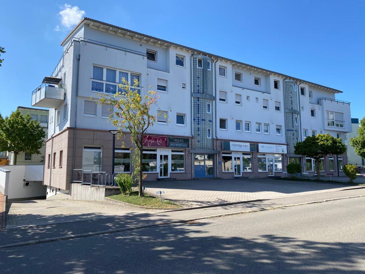 3 Zimmer Apartment In S-Bahn Naehe, 76 Qm, Max 5 Pers, 30Qm Dachterasse, Garage, Internet 1000 Mbit Gärtringen Екстериор снимка